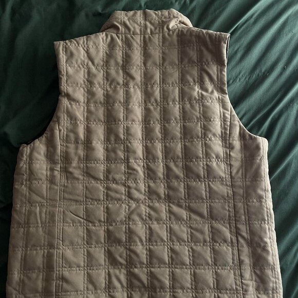 Reversible Quilted Vest - Picture 4 of 5